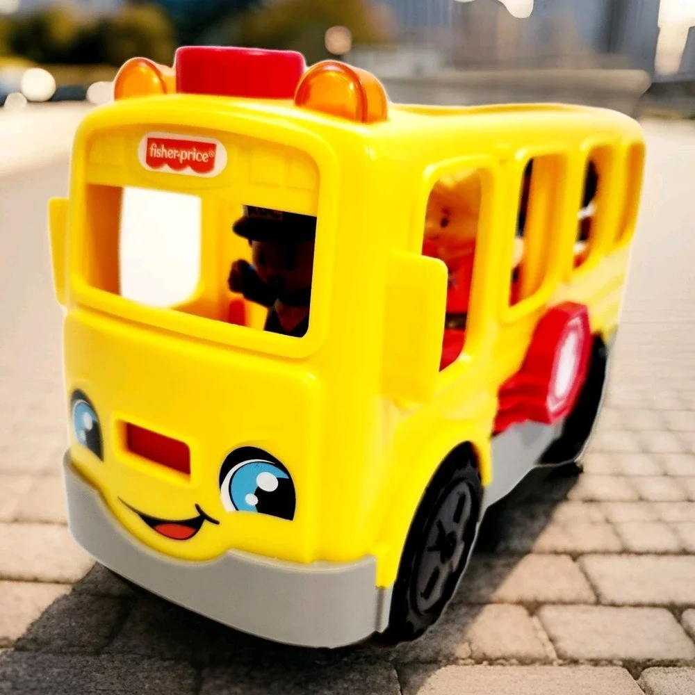 Fisher Price Little People School Bus with 4 Figures Lights Sounds Yellow Toy